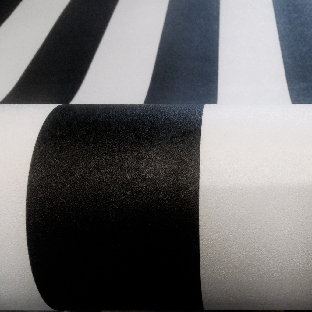 White and black vertical striped wallpaper - Dekoori image 3