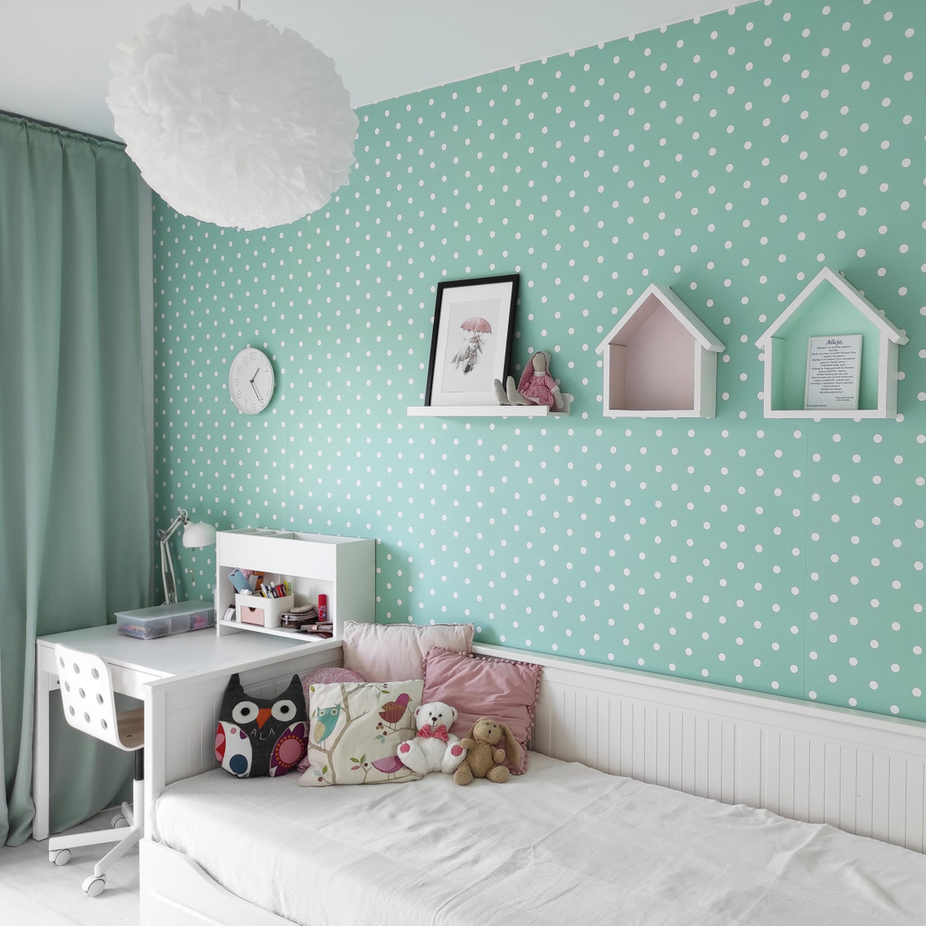 Mint and mini white 2 cm dots wallpaper - Dekoori image 2